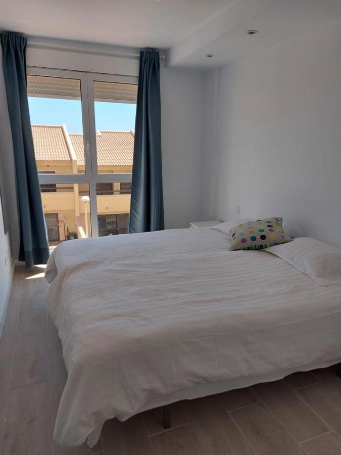 Surfers Nest El Medano Apartment Luaran gambar