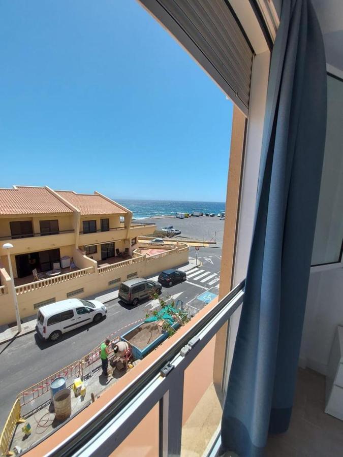 Surfers Nest El Medano Apartment Luaran gambar